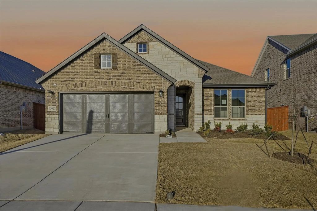 15020 Green Bluff Drive, Aledo