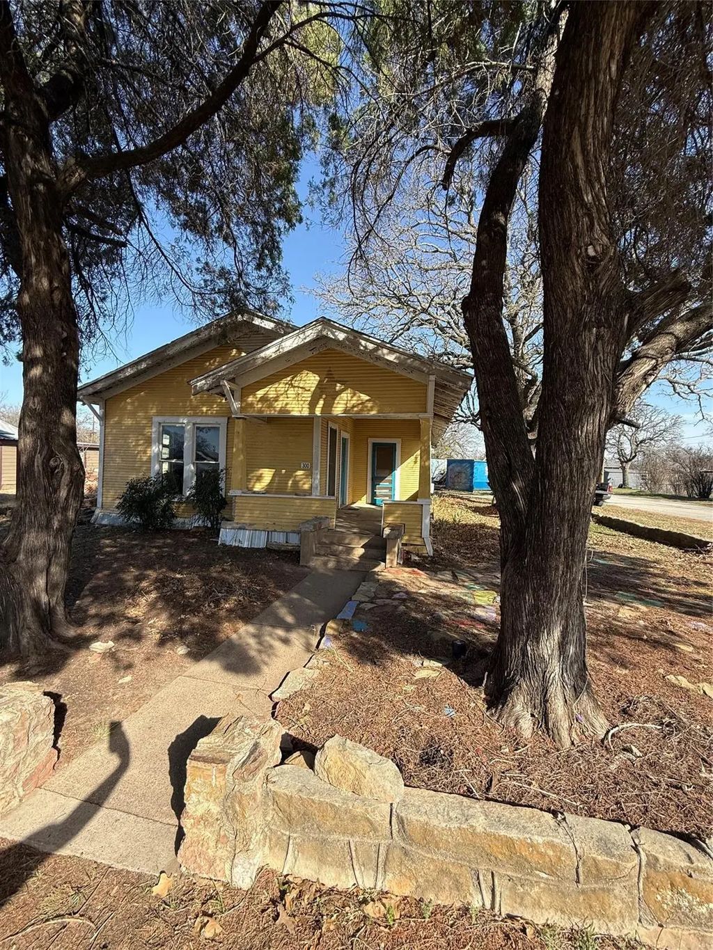 300 N Avenue D, Cross Plains