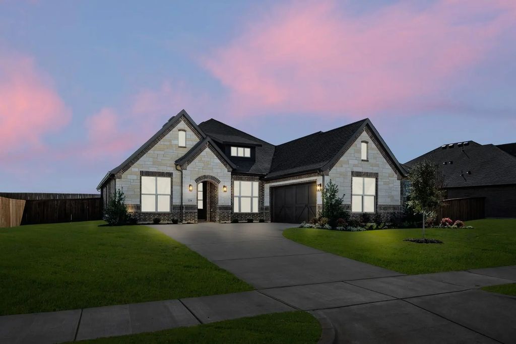 224 Pine Leaf Trail, Waxahachie