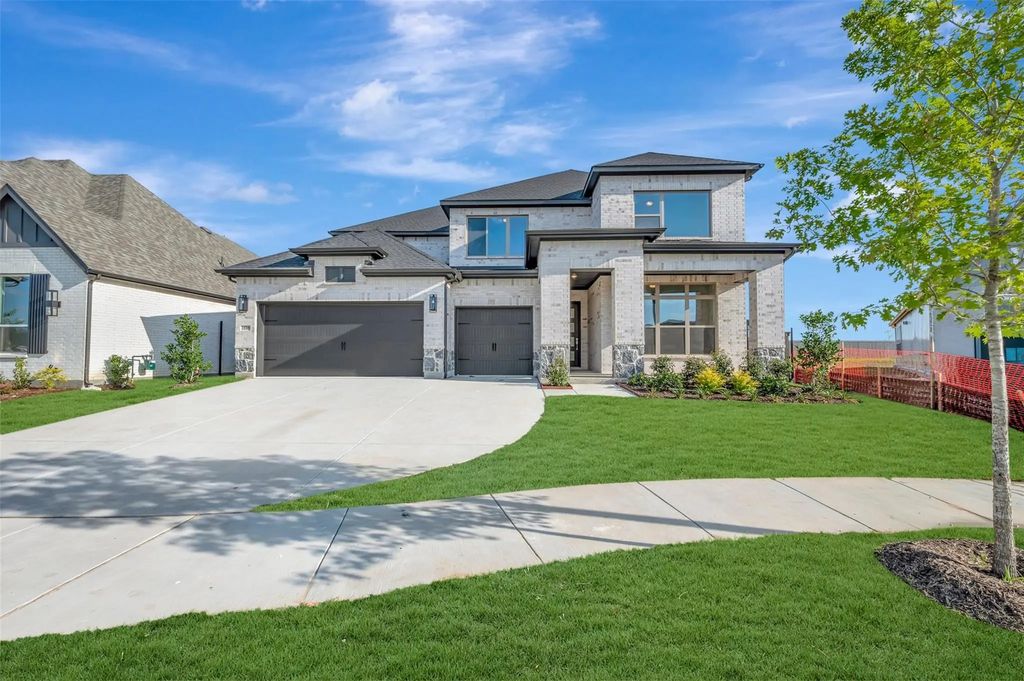 3599 Redbud Fower Trail, Grand Prairie
