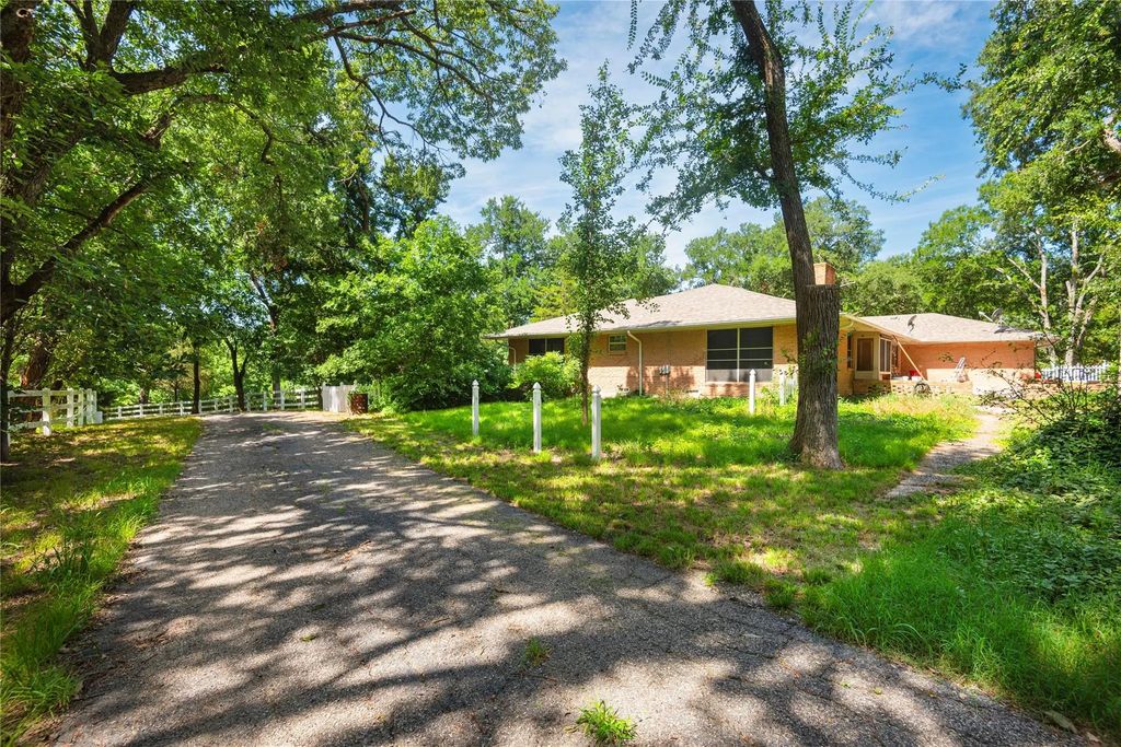 10289 County Road 578, Blue Ridge