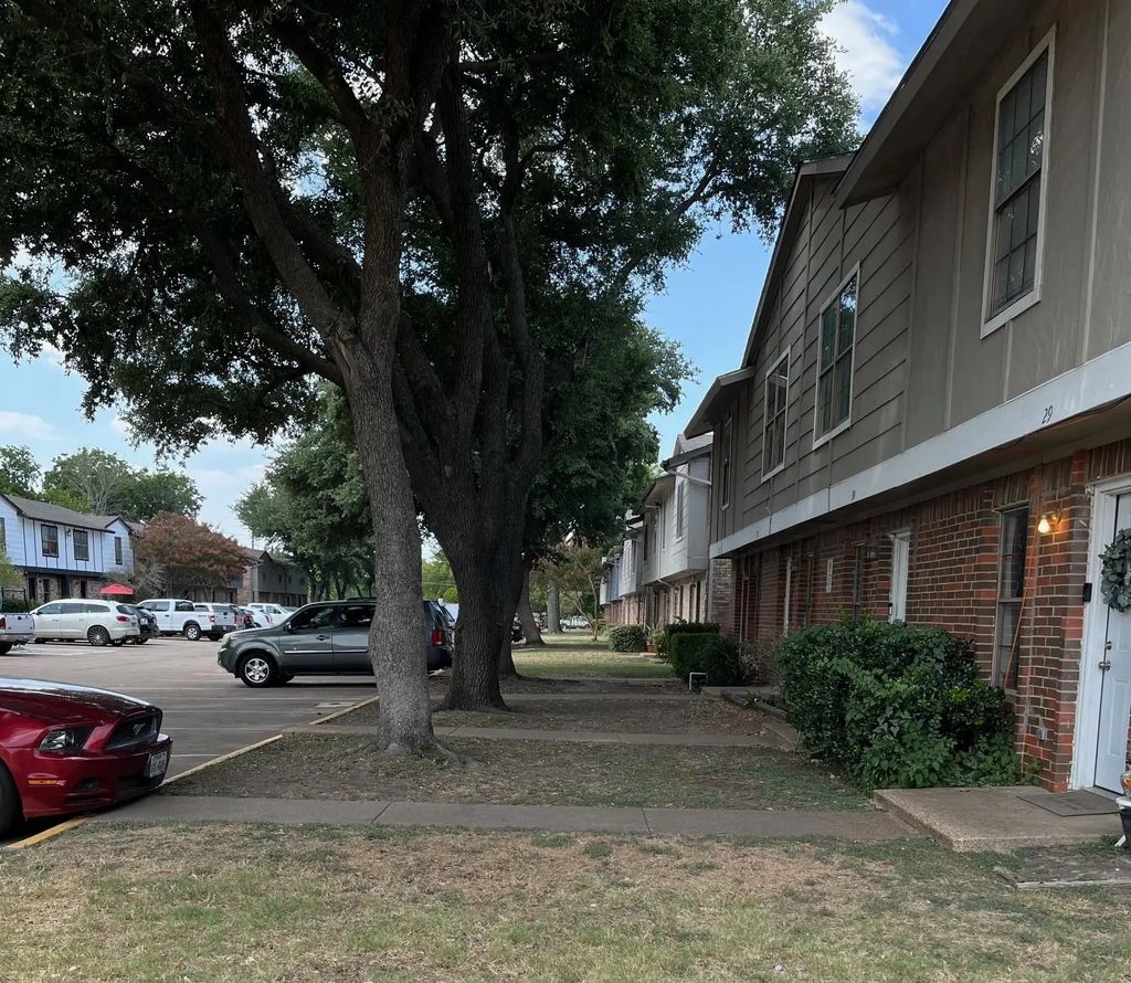 2010 Cranford Drive 32, Garland