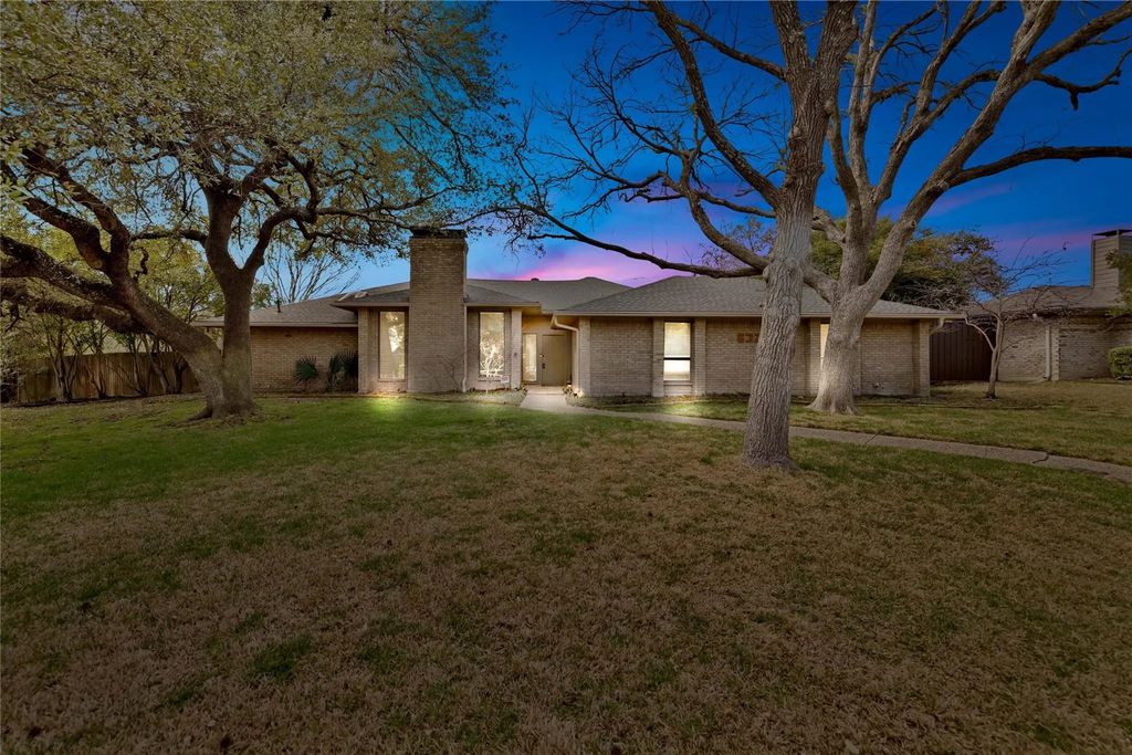 6326 Oakleaf Road, Dallas