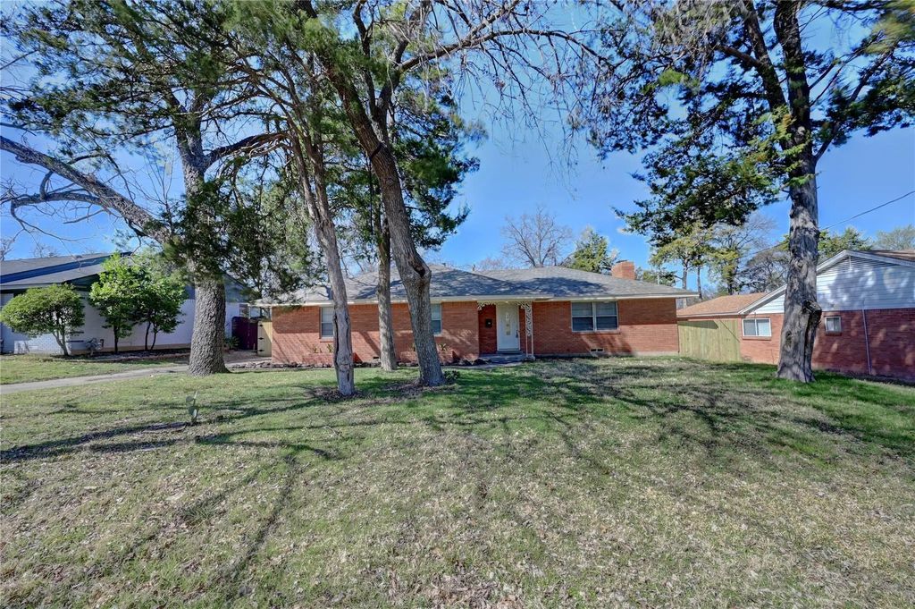 3843 Holliday Road, Dallas