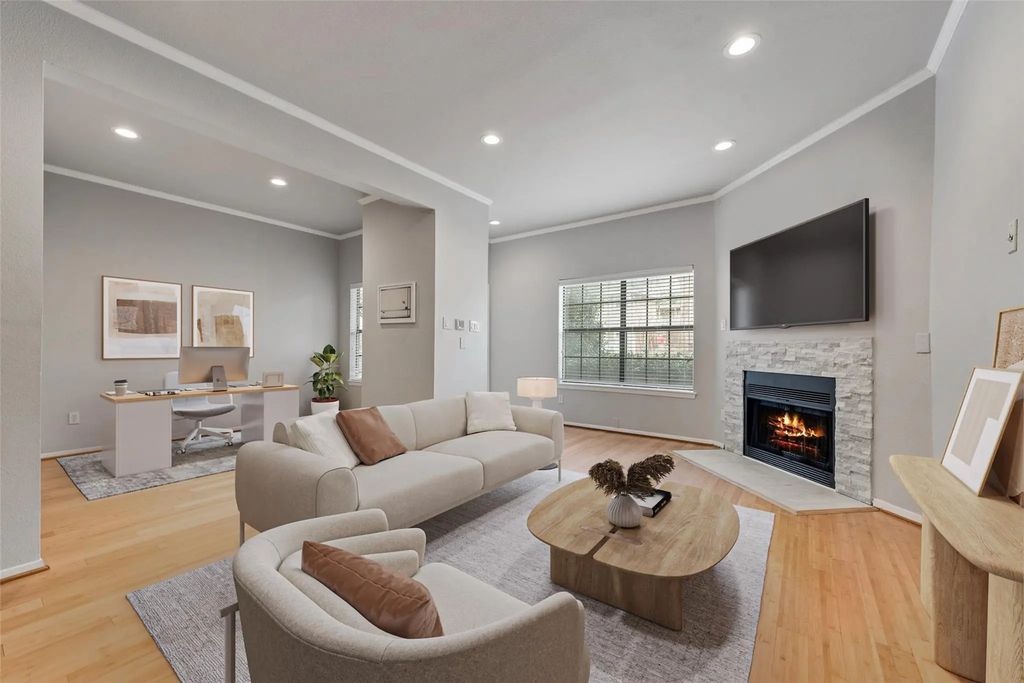 4203 Holland Avenue, Dallas