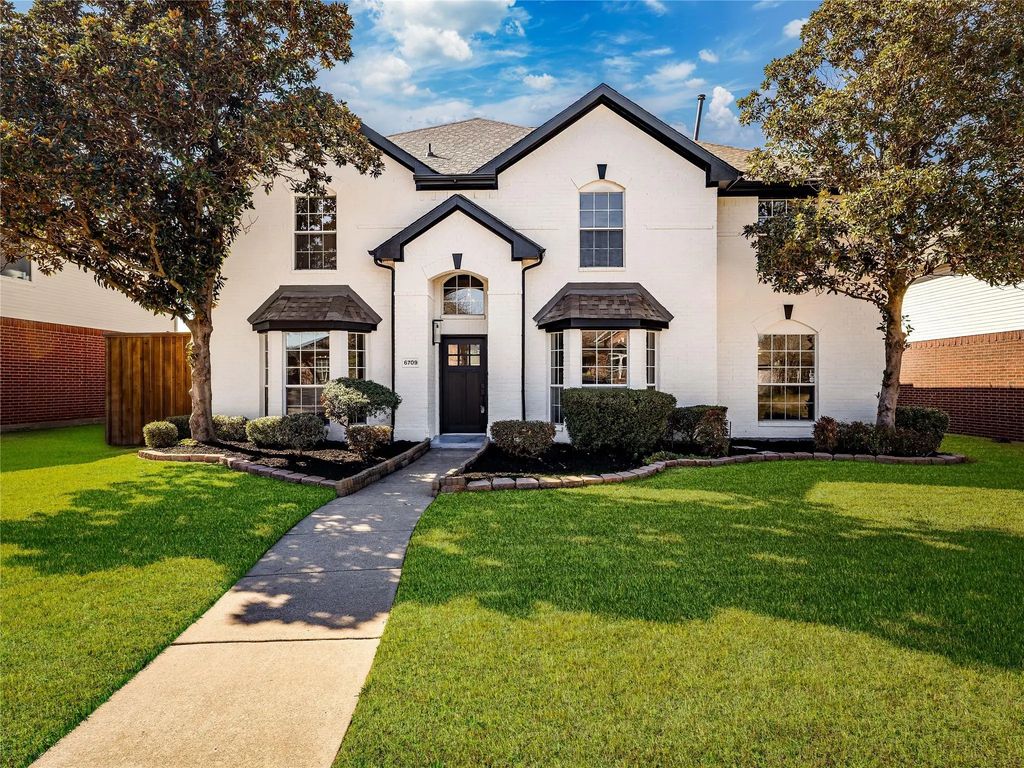 6709 Thornbury Drive, Plano