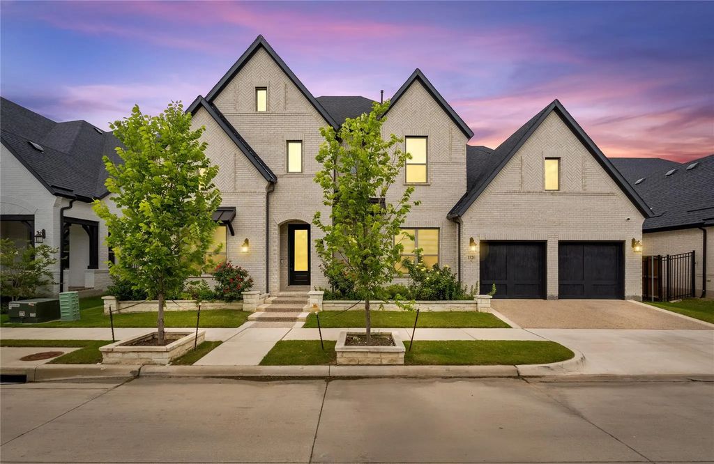 1320 English Setter Drive, Arlington