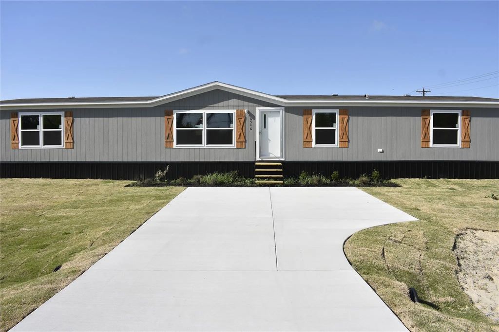 6546 Abner Road, Terrell