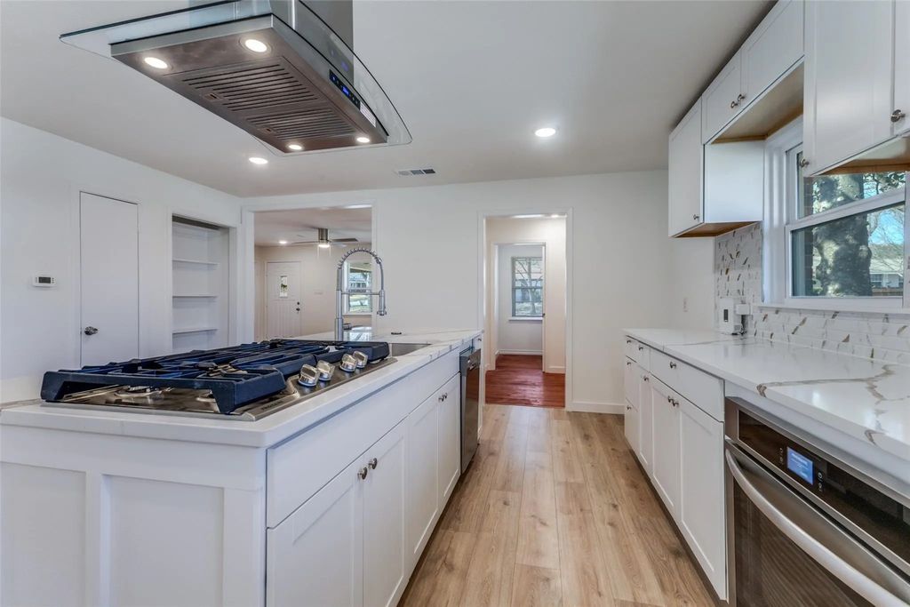 2710 Fairfax Drive, Garland