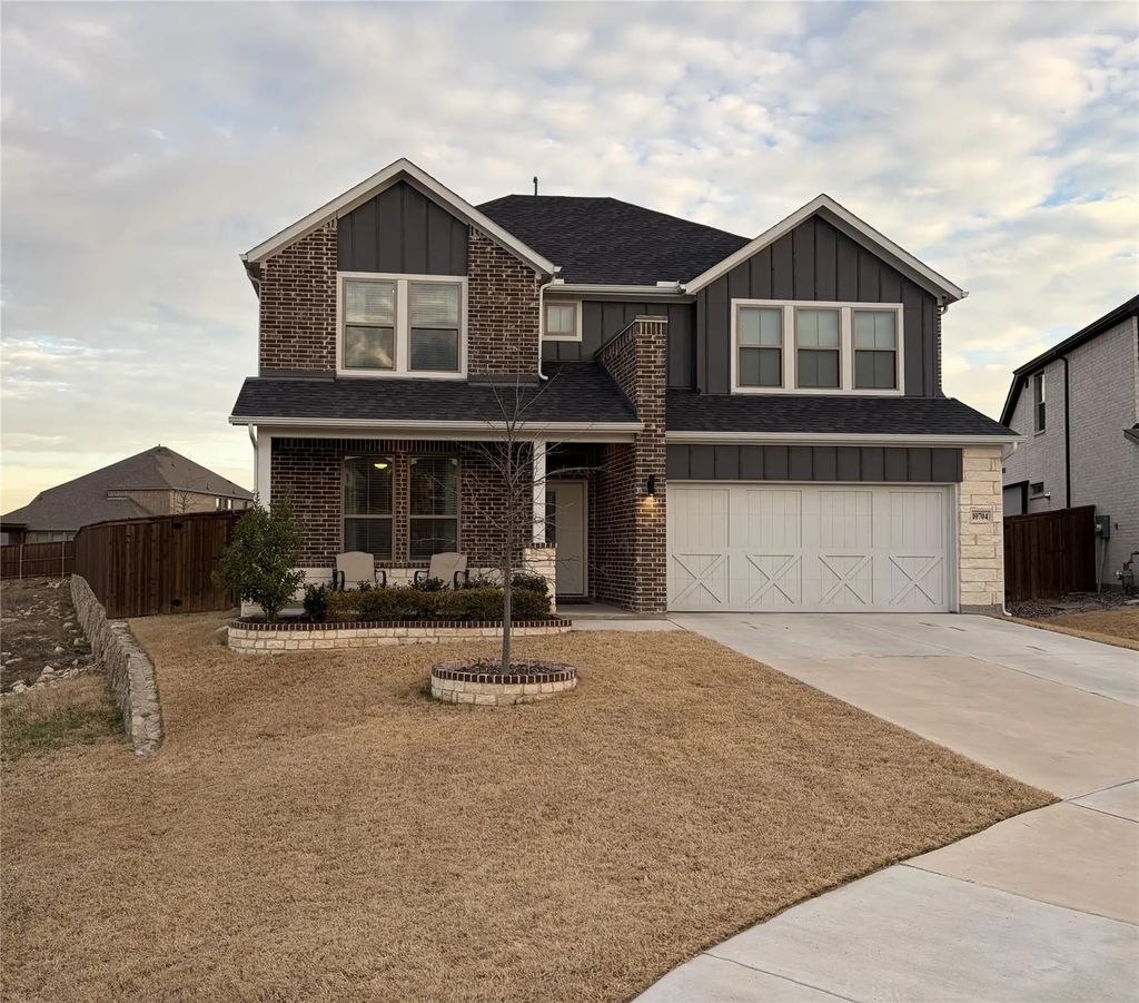 10704 Juniper Canyon Way, Fort Worth