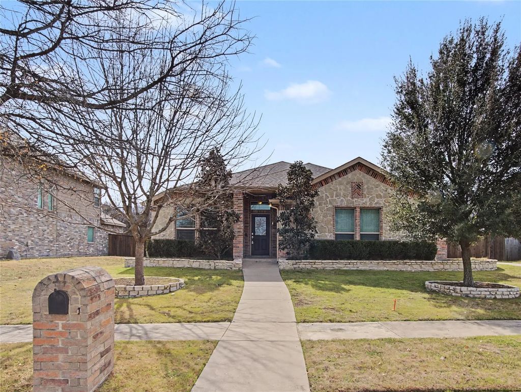 924 Blue Quail Run, Glenn Heights