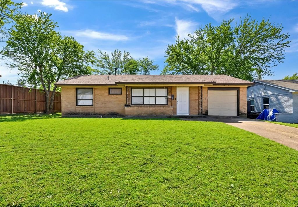 612 Highcrest Drive, Dallas