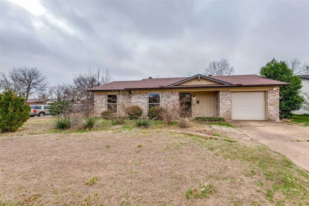 1462 Bay Shore Drive, Garland
