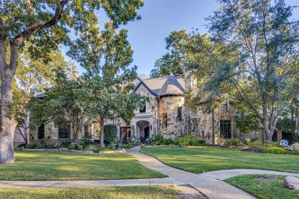 2813 Hidden Forest Drive, McKinney