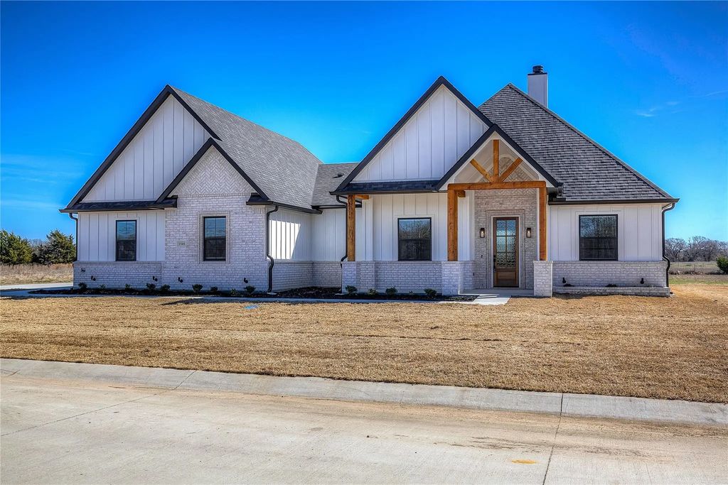 3595 Meadow View Lane, Greenville
