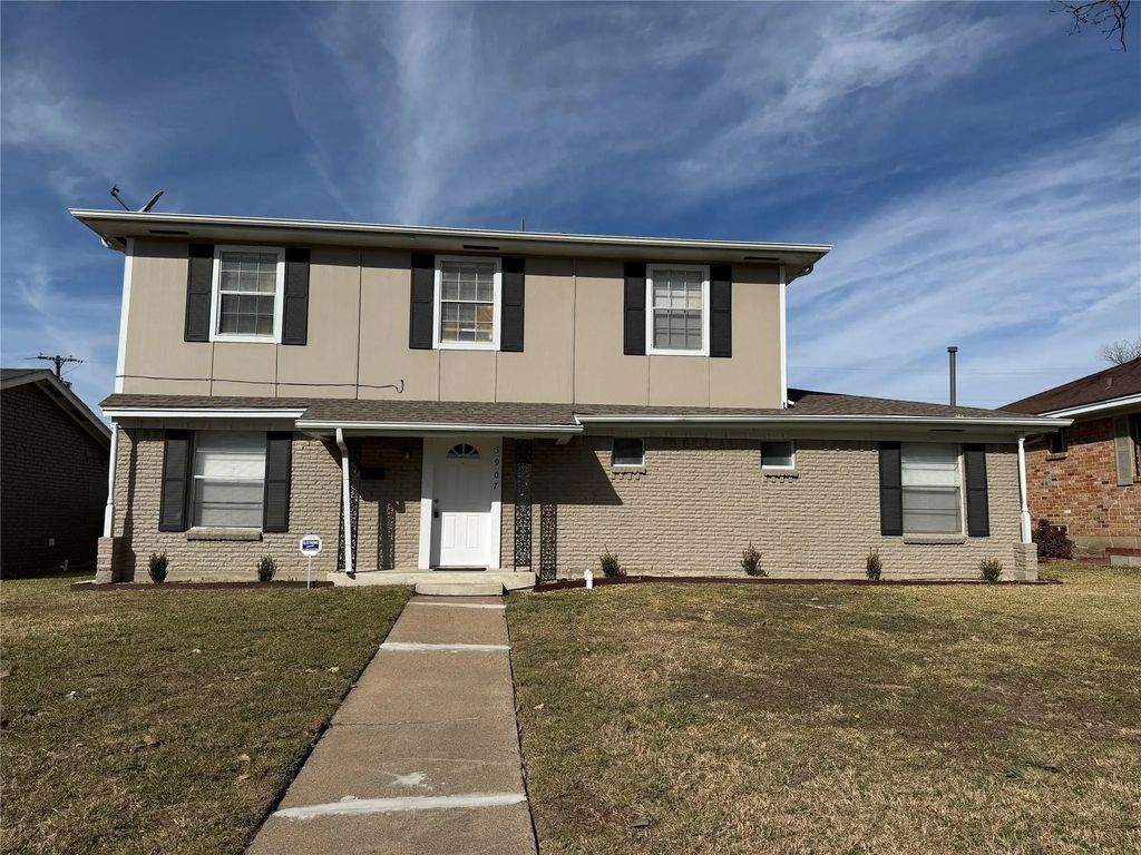 3907 Emerald Drive, Mesquite