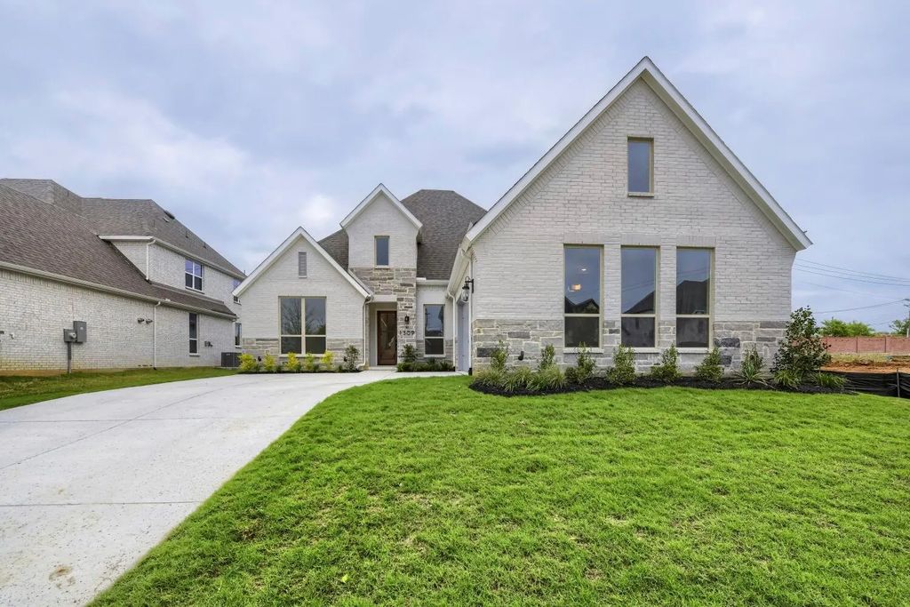 1309 Naples Court, Keller