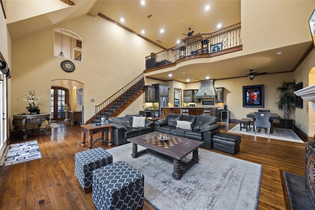 5904 Tewkesbury Way, Dallas