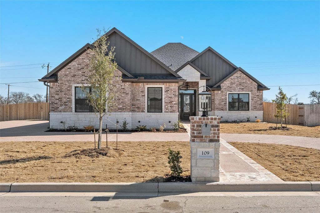 109 Water View Lane, Robinson