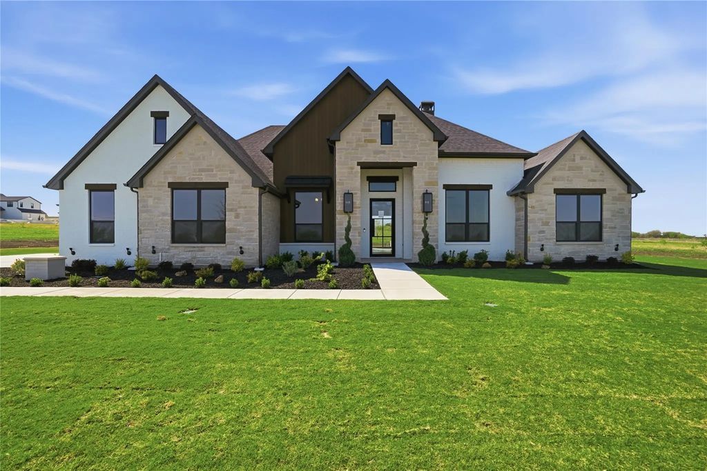 5009 Frost Creek, Aledo
