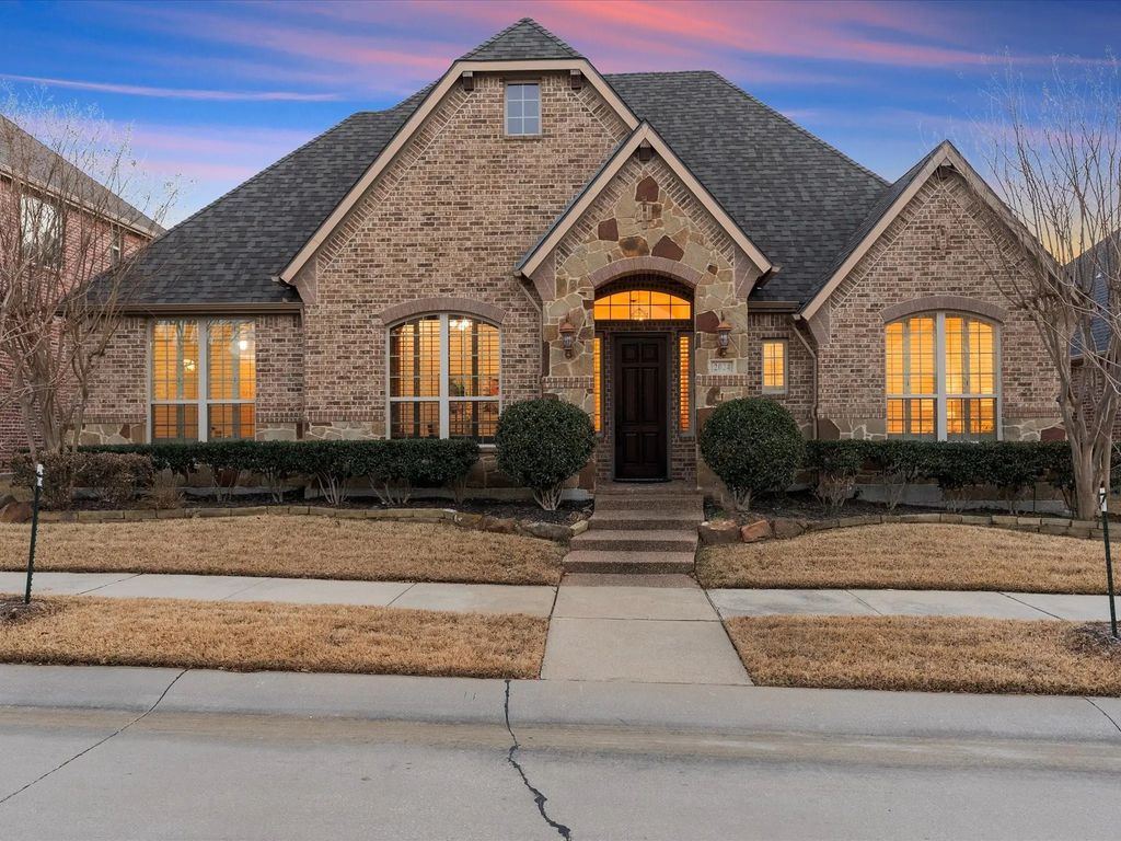2024 Lambor Lane, Lewisville