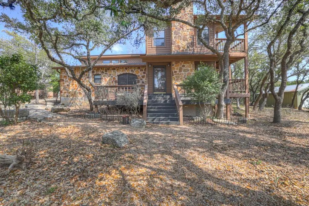1560 Roadrunner Lane, Canyon Lake
