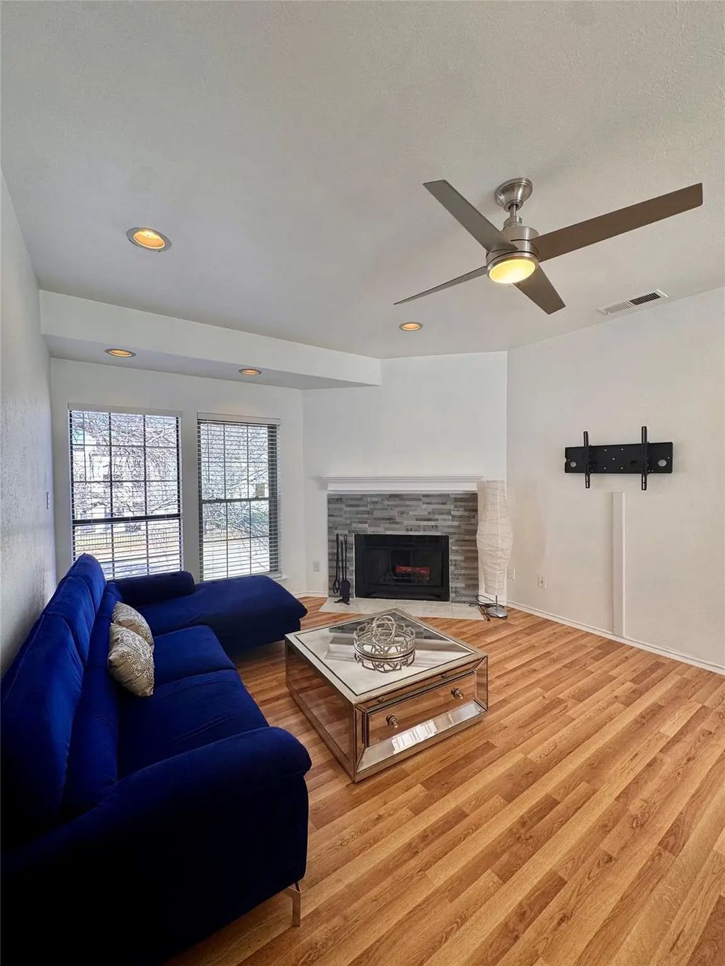 5100 Verde Valley Lane 276, Dallas
