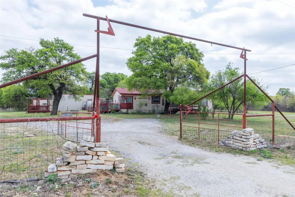 7256 Fm 3326 S, Hawley