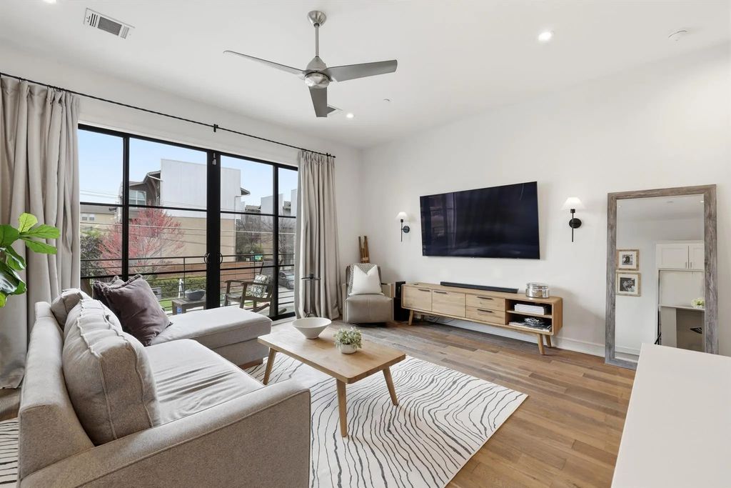 5122 Capitol Avenue 101, Dallas