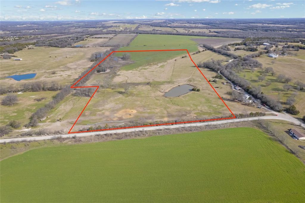 001 County Road 4525, Trenton