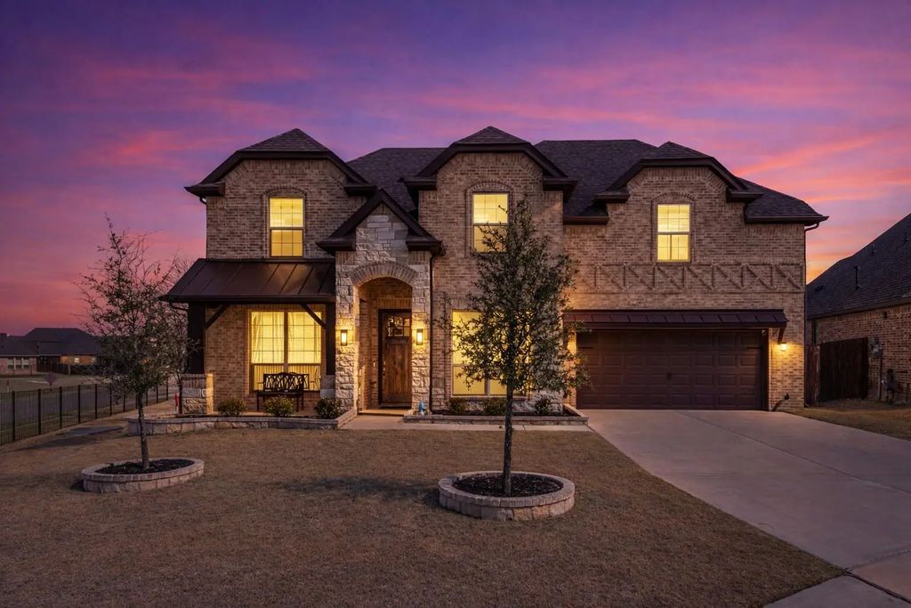 1205 Palo Duro Court, Burleson