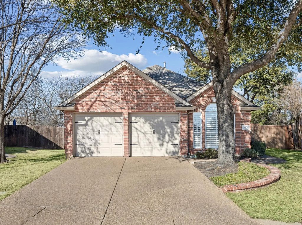 3801 Fairfax Drive, Bedford