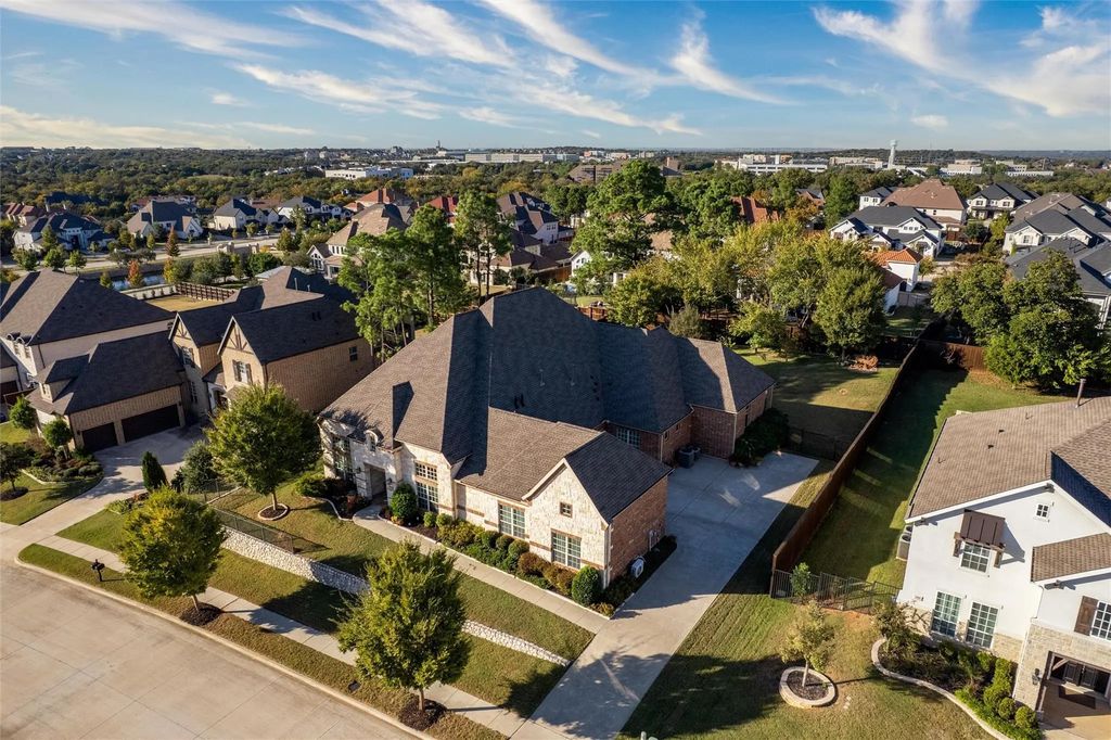904 Charleston Drive, Southlake
