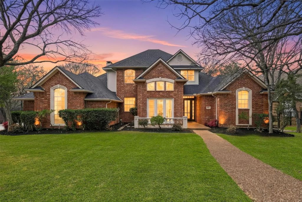 504 Timber Lake Drive, Southlake