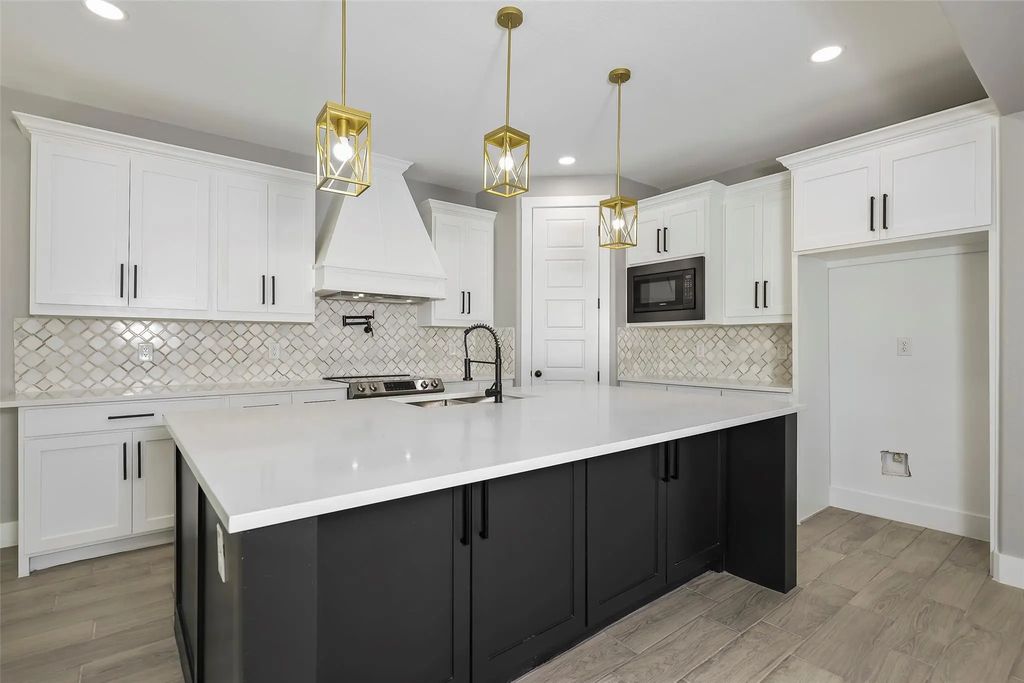 11306 Cedar Drive, Mabank