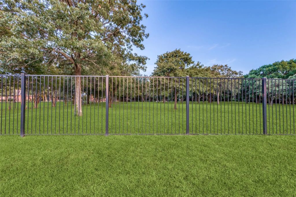 262 Turner Warnell Road, Mansfield