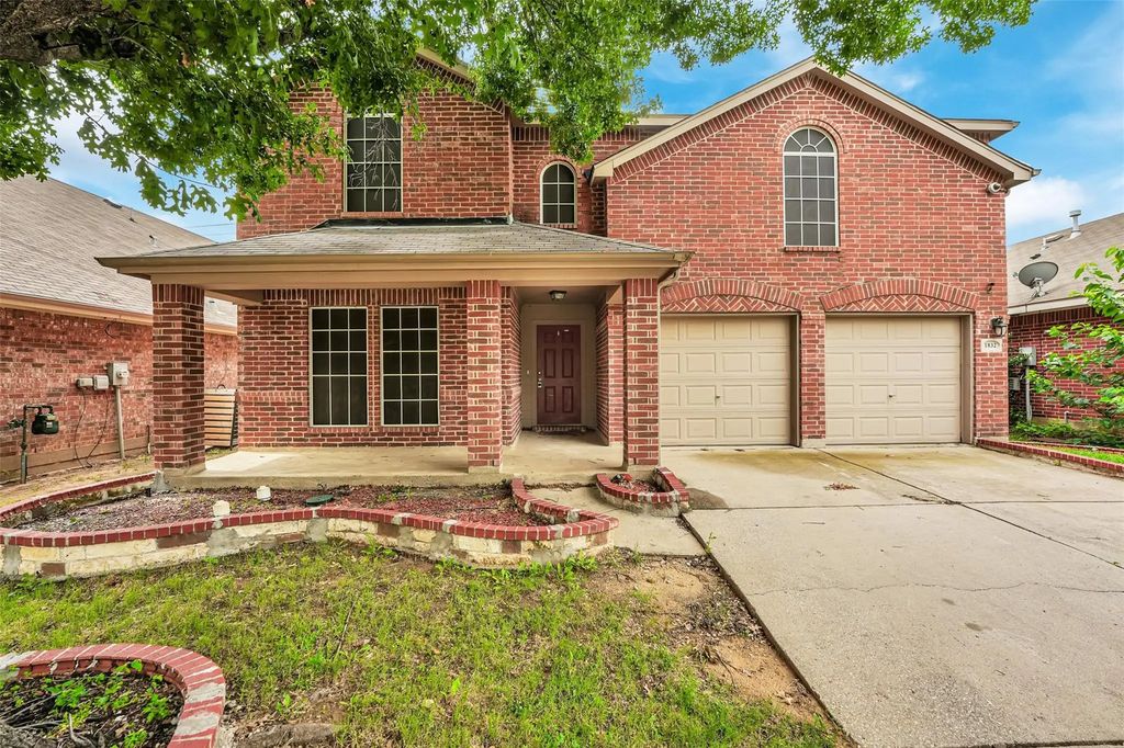 1832 Ringtail Drive, Little Elm