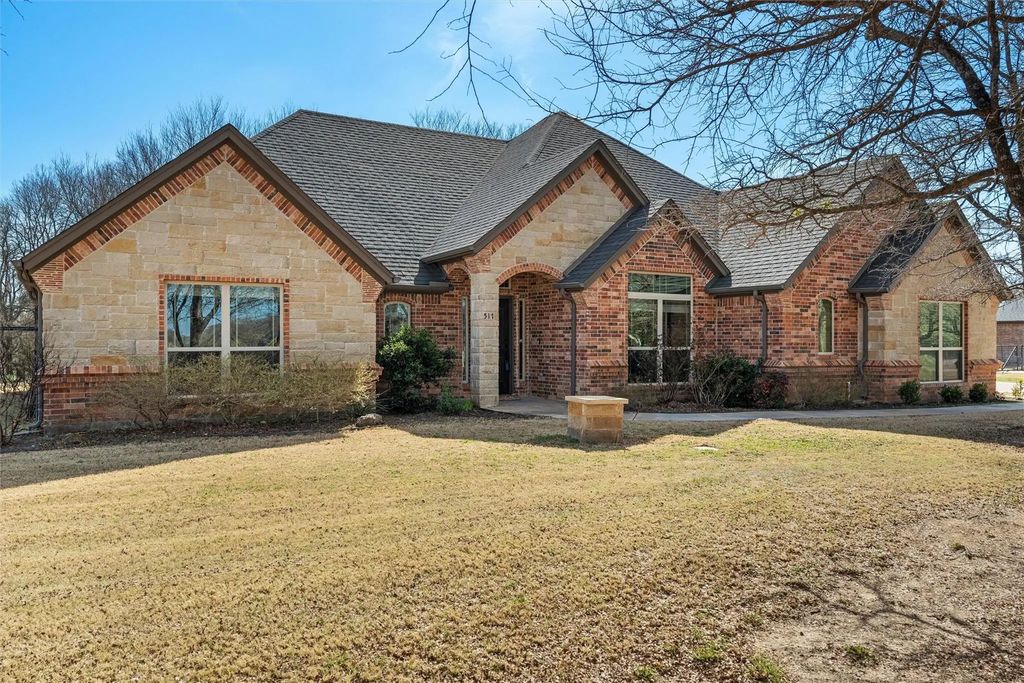 517 Cox Drive, Weatherford