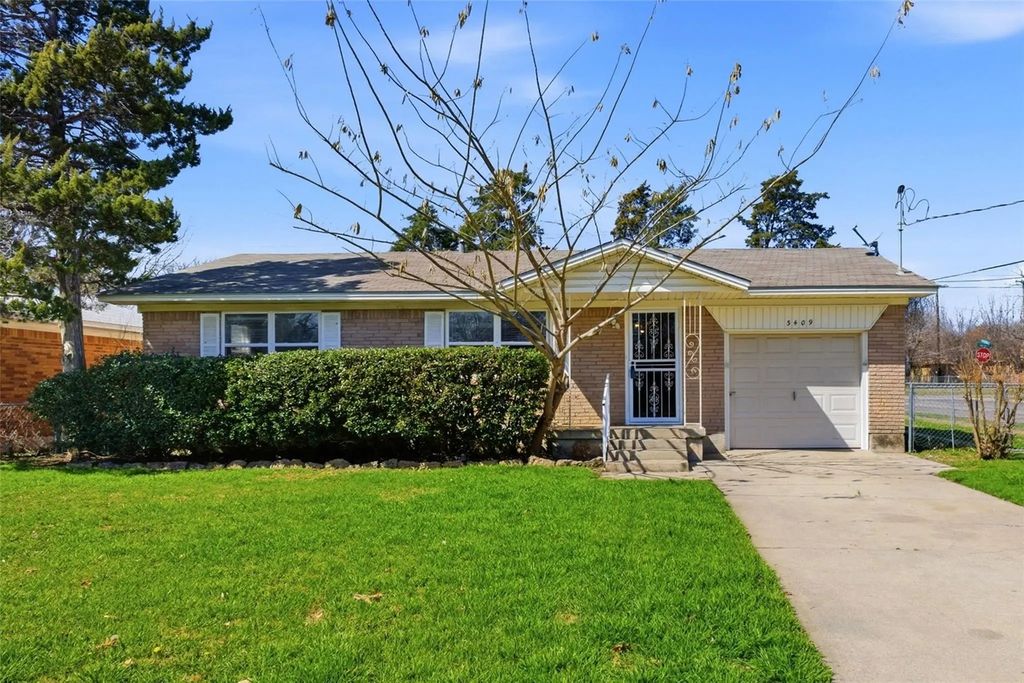 3409 Heather Lane, Denton