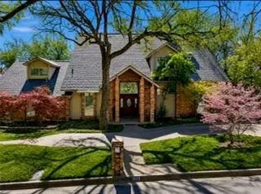 11513 Blue Creek Drive, Fort Worth