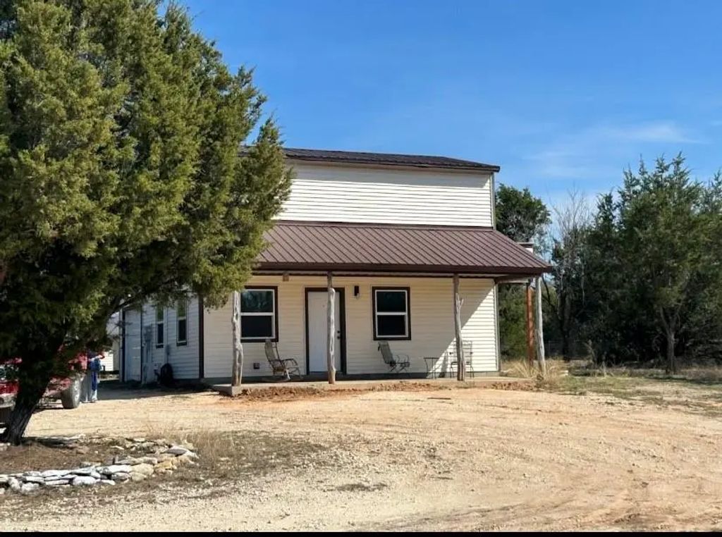 5034 Farm Market, Hico