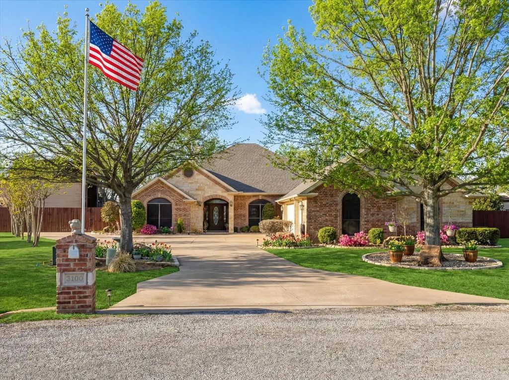 3100 Rim Rock Court, Granbury