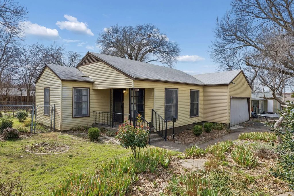 1452 Lakewood Drive, Garland
