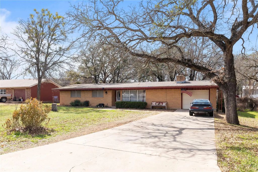 3511 Durham Avenue, Brownwood