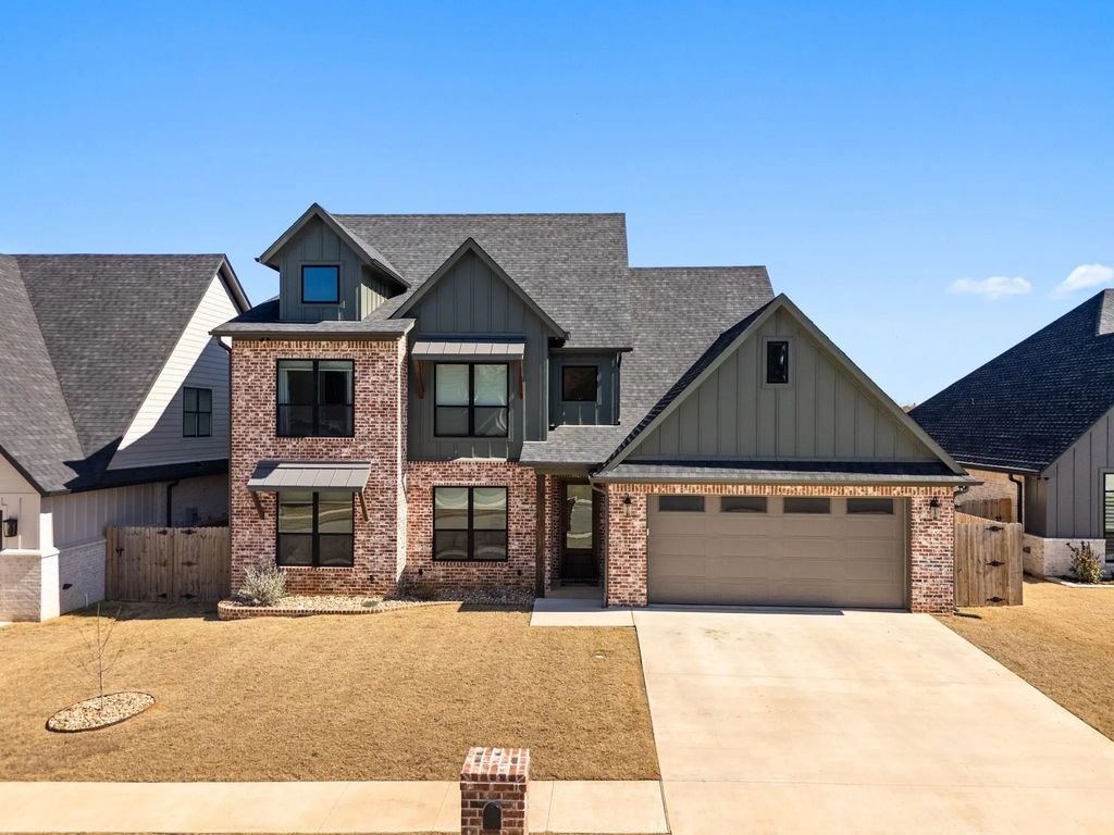 4428 Keechi Creek Road, Tyler