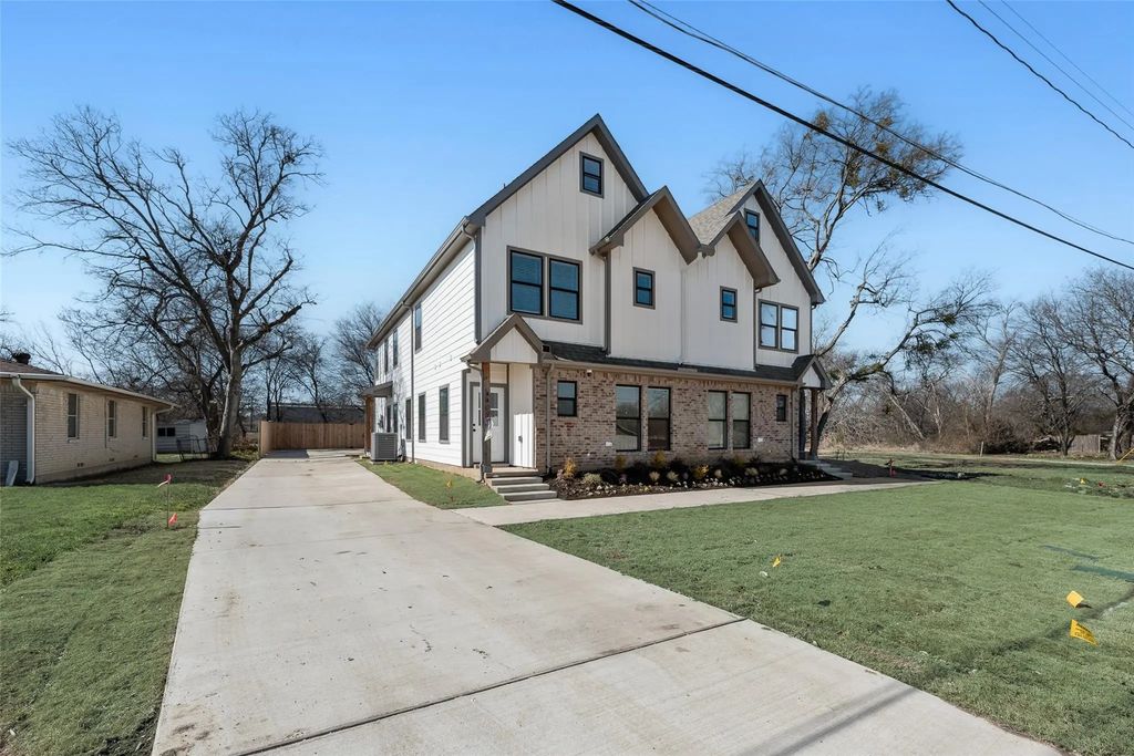 409a Main Street, McKinney