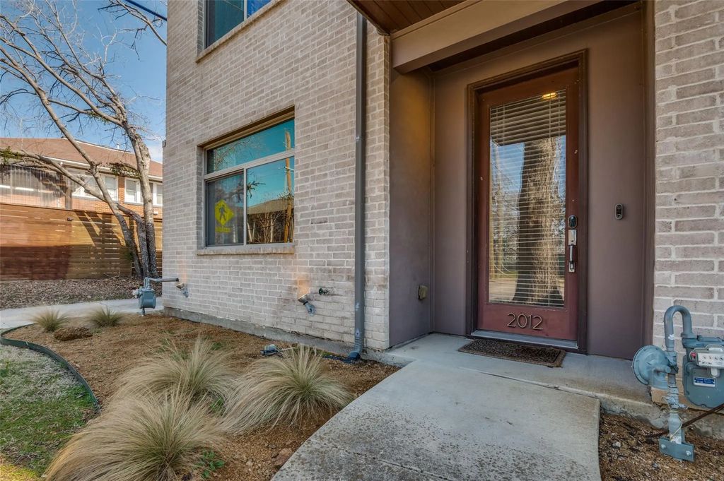 2012 Matilda Street, Dallas