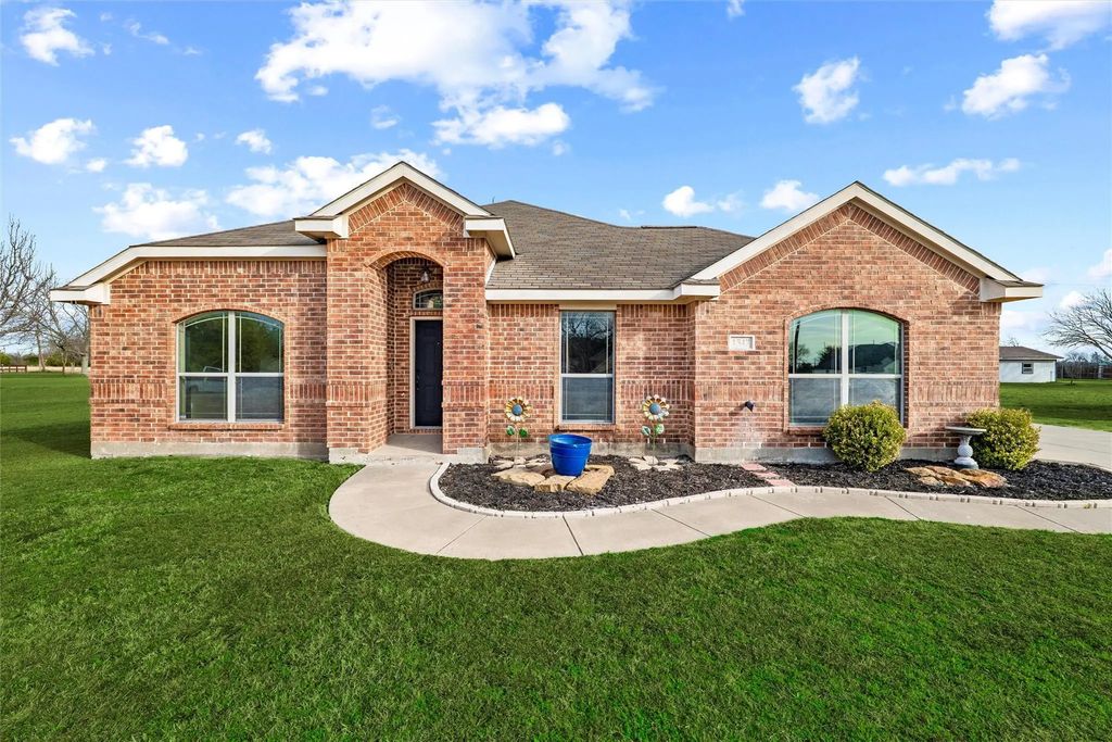 1547 Brookview Drive, Lancaster