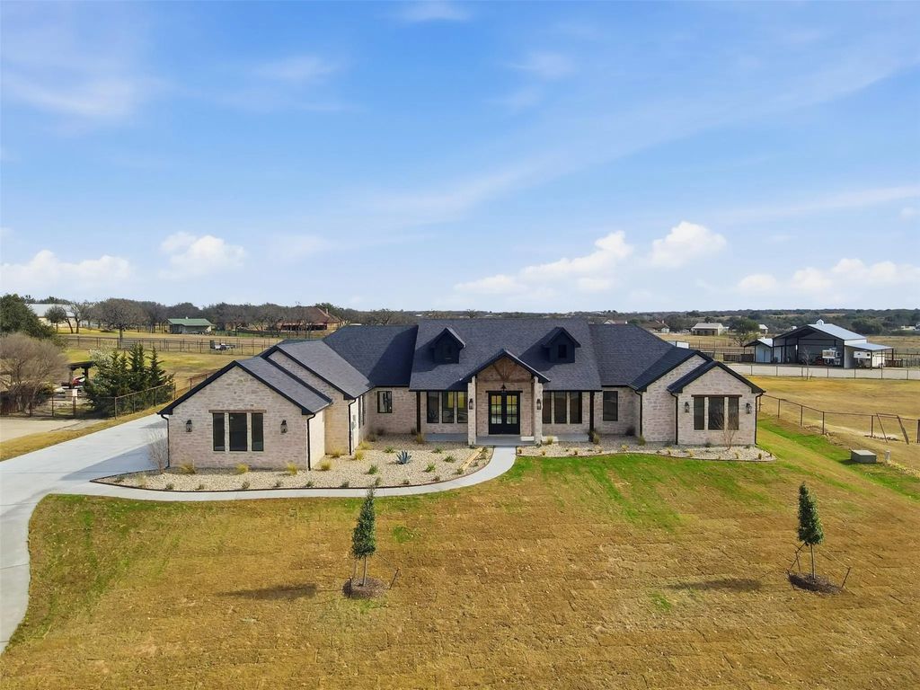 123 Trace Drive, Weatherford