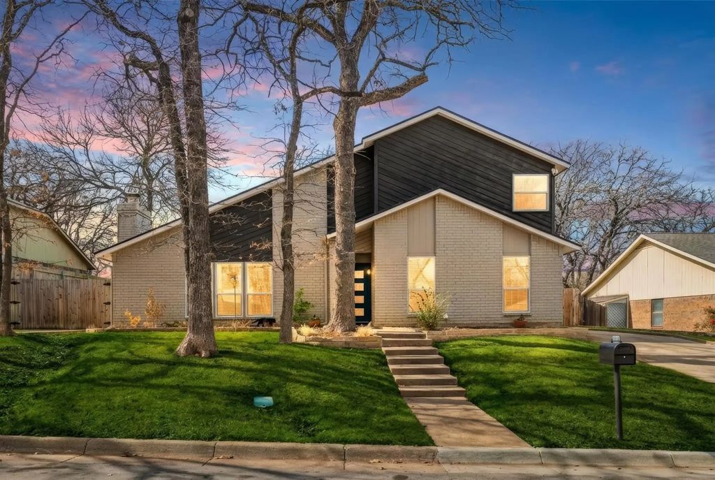 3800 Bayshore Drive, Arlington